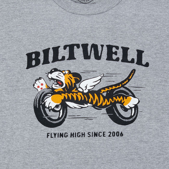 This art from @the_junkers reminds Biltwell of old Triumph motorcycle stuff from the late 60's and early 70's. Gggrrrr! 100% pre-shrunk 6oz cotton long sleeve is detailed with hand-screened water-based inks; woven clip tags and the irritating collar tag has been replaced by a screen-printed label. We consider this the perfect long sleeve; it''s got a buttery feel and is thick enough to be durable; but not a baggy old man shirt. It''s a true regular-fit; not a super thin slim-fit.