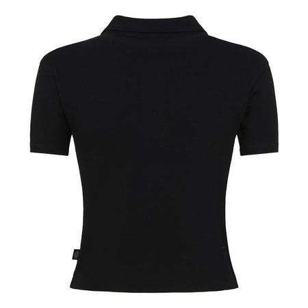 The Dickies Tallasee BT female t-shirt is a slim fit button-up polo t-shirt. Made with regular and recycled cotton with added stretch; and featuring small vintage inspired embroidered script logo on the left chest. A stylish and classy modern summer staple. Slim fit 64% cotton / 30% recycled cotton / 6% elastane Polo