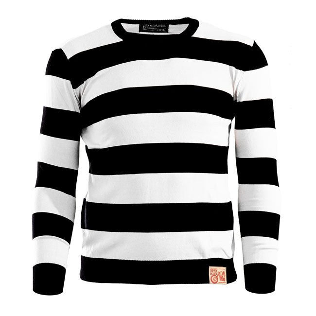 Inspired by the classic motorcycle-club sweaters from the olden days 13 and a half brings you this knitted; 100% cotton striped sweaters. A basic garment for your wardrobe with a round neck and 12GG knit.