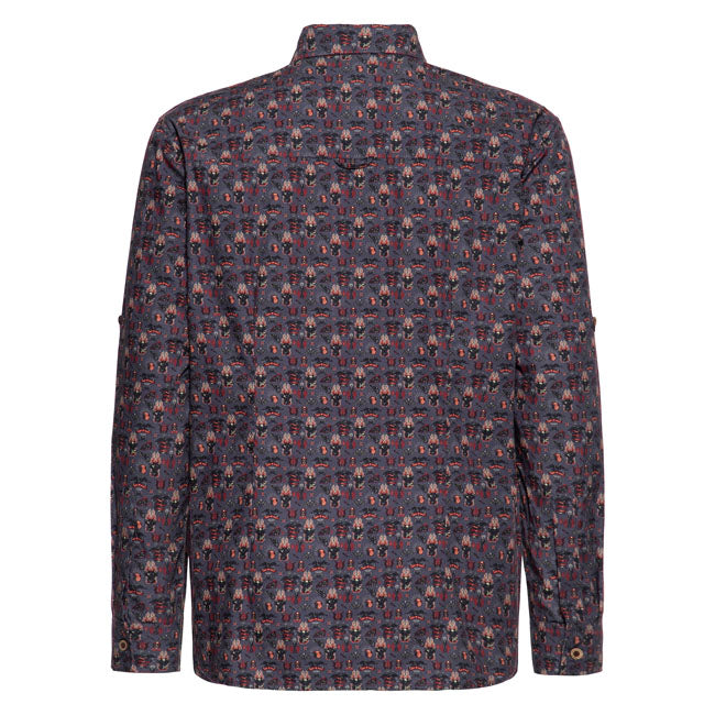 The King Kerosin Kustom Kulture shirt proves that a stylish look doesn''t have to be boring. The detailed all-over print with artistic skull and tattoo elements gives the shirt an extravagant touch that''s also perfect for special occasions. With its regular fit; classic Kent collar; and full-length button placket; it has a structured and sophisticated look without sacrificing individuality. The lightweight cotton ensures a high level of comfort; while the back yoke and rounded hem complete the elegant cut;