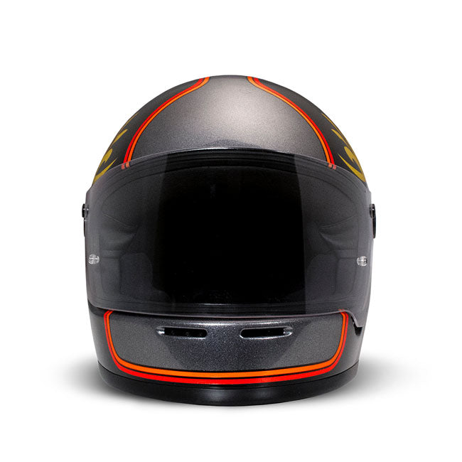The DMD Rivale is a full-face helmet with an essential and refined design that meets all the modern safety standards without giving up on the comfort of a very light helmet. With so essential design it's easy to forget there's a real innovation and technology package within. Thanks to the new tri compound fiber; DMD has achieved a super compact helmet with all the modern security standard and a comfortable fitting. Features removable and washable liner; padded chin strap with double D-ring closure and the h