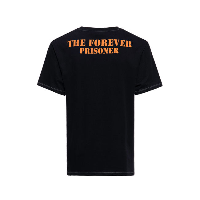 With the King Kerosin "County Jail" t-shirt you will become a star in the fashion prison! The eye-catching statement prints in bright orange on the front and back leave no doubt that you were arrested for exceptional style. This t-shirt not only impresses with its striking prints; but also with its contrasting colored seams; which give the design a special touch. Made from pure cotton; it offers maximum comfort and a comfortable regular fit that is suitable for all everyday adventures.