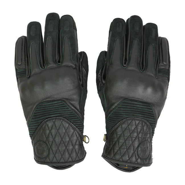The By City Caf III gloves are made of top quality leather with anti-abrasion Aramid reinforcements on the palm. Featuring touch function on the index and middle finger and adjustable by means of Velcro on wrist. Gloves are CE approved CE UNE-EN: 13595: 2015 level 1 with knuckle protections (KP). By City gives you not only safety for your hands but also style and comfort.