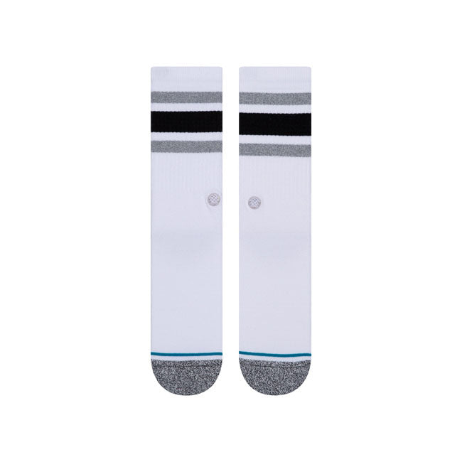 Stance is an American sock brand that has taken the sock concept to a completely new level. With their expressive prints and designs they live up to their slogan ''The Uncommon Thread'' all too well. A classic sock height that hits the mid-point of your lower leg. Features moderate cushioning throughout the sock for a secure fit with enhanced impact protection; combed cotton blend; deep heel pockets complement your arch with that feel-good fit and seamless toe closure for an anti-friction finish your feet w