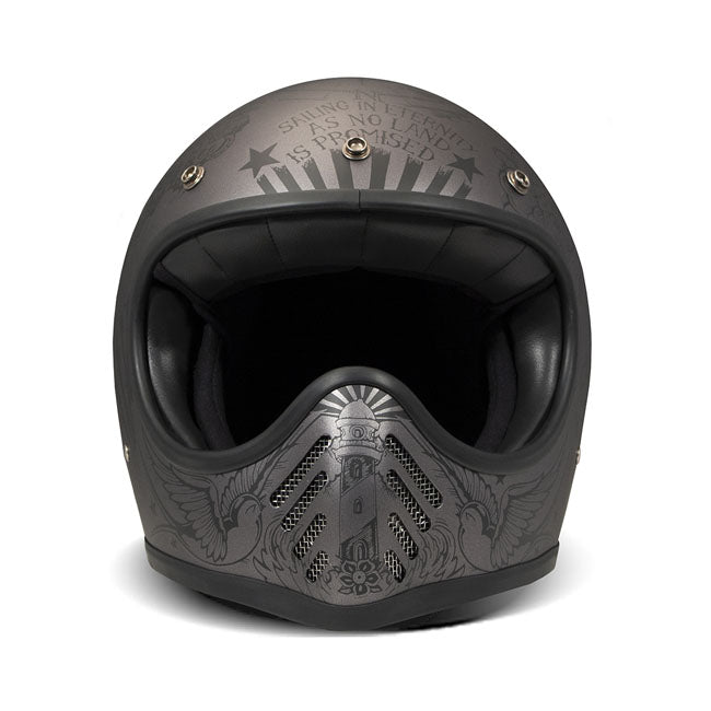 The DMD Seventy Seven is a tribute to the stylish icon of the 70''s. It was inspired by the first off-road helmet introduced in 1975. The Seventy Seven helmet is ECE 22.06 approved; Bluetooth ready; integrated sunvisor and it has a carbon Kevlar shell and a padded chin strap with Double D-Ring closure. DMD offers this helmet with 2 different shell sizes for a perfect fit and maximum compactness. The inner liner is removable and washable. Dedicated to all riders who love a quality product that meets all mode