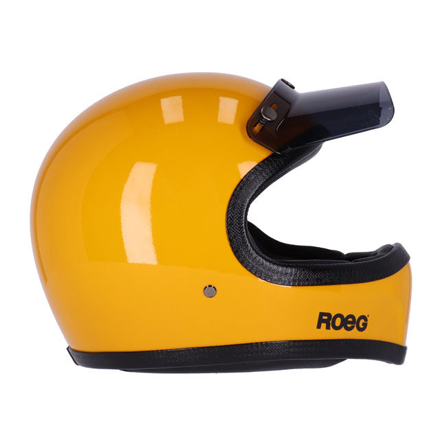 Adventure; for no good reason. It's what makes the Roeg crew tick; it's what we love; and it's why we created the Peruna. Whether you're kicking up dirt with friends; or finally heading out on that African desert trek you dreamt of; you need a Peruna. The ultimate full-face travel buddy for wherever the journey takes you. The helmet is made of `RQ LIGHT' fiberglass shell with a multi-density EPS liner and in two ergonomic shell sizes. Features a classic double D-ring adjustable chinstrap with microtech flee