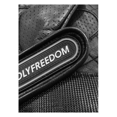 The Holy Freedom Bullit 2021 glove is a nice cafe racer style glove with improved fitting; padded comfort liner; perforation for cooling and velcro closure strap with micro injection logo and a new logo on the wrist. It is made from full grain leather with internal contoured reinforcements for knuckles and fingers. The glove has a CE EN13594 homologation. This is a specialised standard for assessing the level of protection provided by a glove during a potential accident while motorcycle riding.