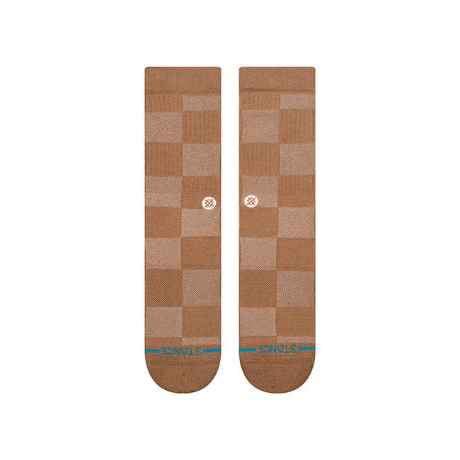 Stance is an American sock brand that has taken the sock concept to a completely new level. With their expressive prints and designs they live up to their slogan ''The Uncommon Thread'' all too well. A classic sock height that hits the mid-point of your lower leg. Features moderate cushioning throughout the sock for a secure fit with enhanced impact protection; combed cotton blend; deep heel pockets complement your arch with that feel-good fit and seamless toe closure for an anti-friction finish your feet w