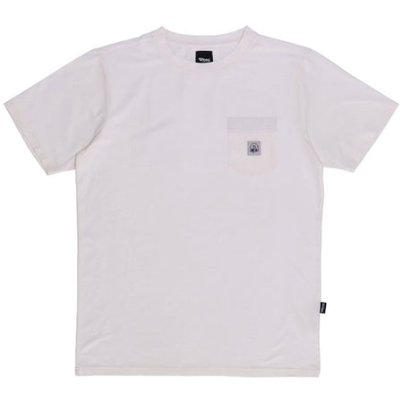 The Roeg Kane t-shirt is a perfect blend of comfort and versatility. Made with a softer fabric combining 95% cotton and 5% Lycra; it's designed for a stretchy; lightweight feel that's easy to wear all day. Durable without being heavy and tailored without feeling restrictive; this t-shirt offers a classic fit that works anywhere. With the cool back print; you are sure that everyone knows that you are riding! Whatever you ride; ride Roeg!