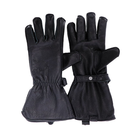 Get ready for some cold weather with the elegant vintage Roegr Jettson Gaunlet gloves. Its outer seams; inner lining and high shaft provide that comfy warm feeling. The Jettson Gaunlet gloves are full leather gloves with a press stud on the wrist for adjustment; some nice details and are CE approved by EN 13594:2015.