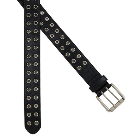 The Dickies Somerville belt is an authentic leather-look studded belt made for all occasions. Made with synthetic leather with cracked surface; this belt features double prong fastening; multi metallic eyelets; and embossed logo. An authentic faux leather belt made for all occasions.