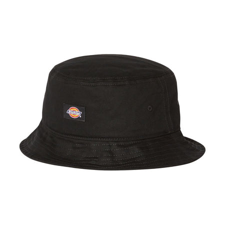 The Dickies Clarks grove is a timeless bucket hat made of polyester twill. Available in cement; pale banana; withered rose and black; featuring drawcord with adjuster and iconic Dickies label on the front. A fresh summer hat with a retro feel.