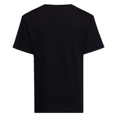 West Coast vibes meet car enthusiast humor: The King Kerosin t-shirt; with its striking circular print and cartoonish character; perfectly captures the blend of irony; garage culture; and Californian lifestyle. The large front print makes a bold statement; while the classic crew neck and regular fit ensure a relaxed feel. Made from comfortable cotton; this shirt is an easy companion for everyday wear; car meetups; or long days in the workshop. Large front print with an illustrative motif Comfortable cotto