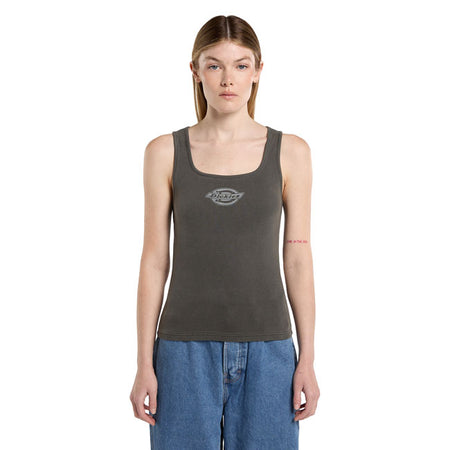 The Dickies Plainville female Tanktop is a slim fit tanktop. Made out of 275GSM garment dyed; ribbed recycled cotton with added elastane; features include faded front Dickies icon print.  Slim fit 94% BCI cotton / 6% elastane 275 GSM