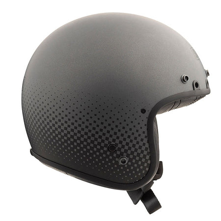 Elevate your riding experience with the Simpson Chopper helmet. Designed for everyone and ready for any adventure; this helmet seamlessly blends vintage charm with urban flair. Its classic and minimalist design makes it a versatile choice for riders who appreciate style without compromising safety. Crafted from high-quality carbon fiber and tricomposite fiber; the Chopper helmet is not only lightweight but also incredibly durable. With ECE 2206 approval; you can ride with confidence knowing you're protected