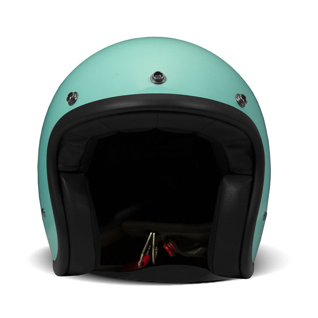 Born from the idea of modifying the more traditional aspect of the helmet; making it a fashion accessory with an original design; the DMD Retro open face helmet has a compact shell and despite being open and light; it is safe and comfortable. The design and creativity; which characterize the products of the jet Retro category; complete a helmet made in compliance with the new safety standards ECE 22.06. If you drive a Custom/Caf Racer bike or a scooter; the DMD jet Retro helmet collection offers the freed