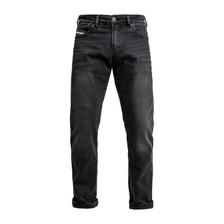 The John Doe Taylor monolayer gives you AAA certified jeans in monolayer fabric design; as the name suggests; for a cool and comfortable wearing experience on a hot day. The design is based on a special weaving process that combines denim fabric with XTM-Fiberr. In combination with the knee and hip protectors; this will protect you from anything you might encounter on the road. Taylor Monolayer has a straight-fit classical five-pocket design in an authentic denim look. Details such as eyelets to attach glov