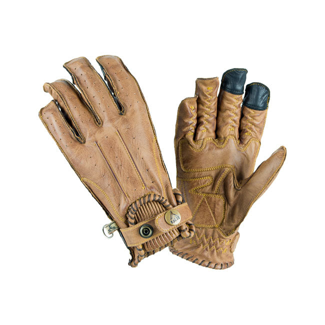 The By City Second Skin gloves fits like the name already says like a second skin. Comfortable; made of leather; adjustable by metal button on wrist. They have the touch function on the index finger and are CE approved; CE UNE-EN:13595:2015-CE. Enjoy the summer with these Second Skin gloves.