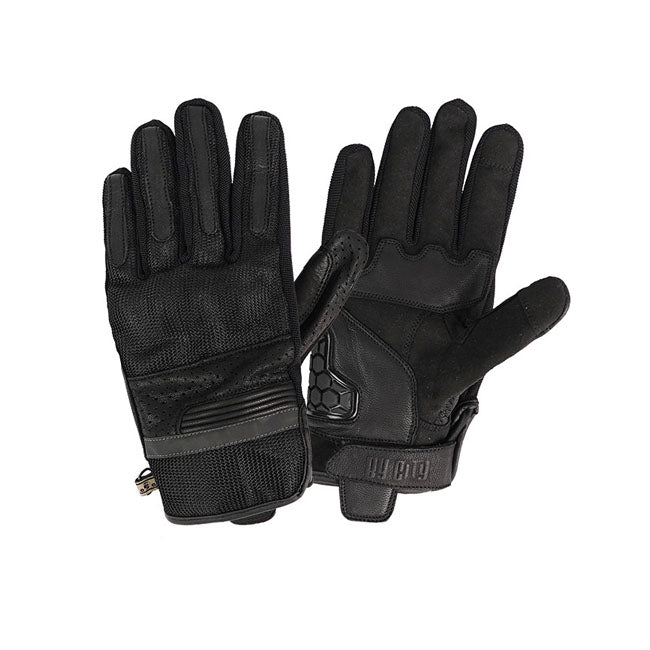 Discover the superior protection and style of By City Nova gloves. Crafted from a blend of leather and ventilated mesh; these gloves offer durability and breathability. With Flexishock knuckle protections; anti-abrasion reinforcements; and tactile function; they ensure safety and convenience on every ride. The PVC reinforcement on the palm provides flexibility; while the adjustable Velcro wrist strap ensures a snug fit. Plus; each pair comes with a complimentary key ring; making them the ultimate riding acc