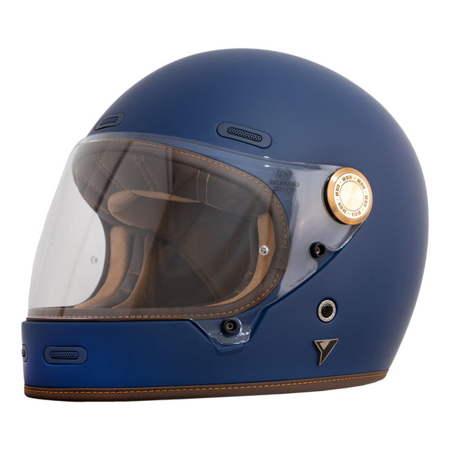 The By City Roadster III helmet blends timeless design with advanced safety. Crafted from fiberglass; it offers durability and a lightweight feel. The leather-finished; removable; and washable multi-density padding ensures maximum comfort; while ventilation inlets and a rear fastening system provide added functionality. The injected visor; anti-fog ready with by laminate; guarantees clear vision in any weather. A double buckle closure ensures a secure fit; and it's Bluetooth system ready for seamless connec