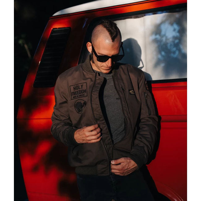 Holy Freedom Bomber Jas Khaki Katoen-Polyestermix Waterafstotend EN 17092 Class AA Bescherming