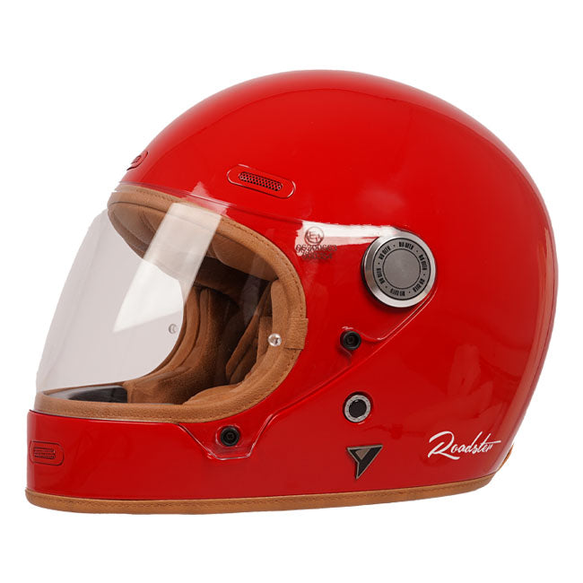 The By City Roadster III helmet blends timeless design with advanced safety. Crafted from fiberglass; it offers durability and a lightweight feel. The leather-finished; removable; and washable multi-density padding ensures maximum comfort; while ventilation inlets and a rear fastening system provide added functionality. The injected visor; anti-fog ready with by laminate; guarantees clear vision in any weather. A double buckle closure ensures a secure fit; and it's Bluetooth system ready for seamless connec