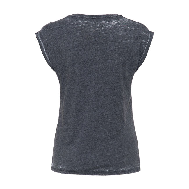 "Hot Stuff Inside Here" a statement with a wink and plenty of retro flair. The Queen Kerosin t-shirt scores points with its eye-catching front print and unique look thanks to a special enzyme wash. The faded effect makes each piece one of a kind with authentic vintage character. The comfortable regular fit; rolled-up sleeves; and soft cotton-polyester blend make it the perfect companion for relaxed styles with personality. Queen Kerosin Enzyme-Washed top with print Eye-catching 70s-style retro print Uniq