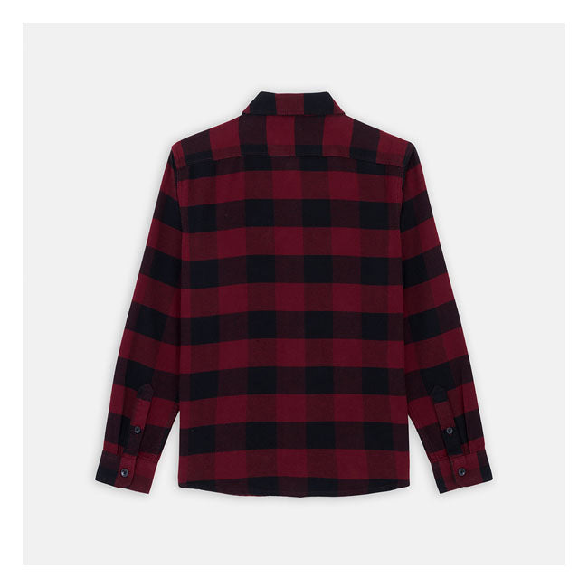 The Dickies Sacramento shirt is one of the most recognizable workwear staples. A timeless long sleeve button-down shirt made of signature yarn dyed 100% cotton flannel and a regular fit; featuring two chest pockets with pen insert. Available in a wide range of iconic and seasonal colors.