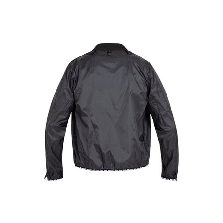 The John Doe Aero Mesh Windblock jacket has been specifically designed to make your Aero Mesh Jacket even more versatile in cooler temperatures. This extremely lightweight windblock inner jacket provides extra protection from the wind and weather while remaining breathable and not restricting comfort. The John Doe Aero Mesh Windblock Jacket makes your summer jacket even more versatile; perfect for early morning rides; sudden weather changes or longer rides with changing temperatures. Stay flexible and enjoy