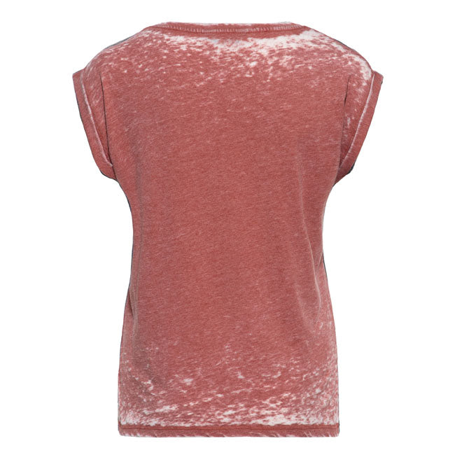 Born to ride; this sleeveless t-shirt by Queen Kerosin with "Forever 2 Wheels" artwork brings a true biker feel to your style. The bold print in classic 70s typography meets an authentic enzyme wash finish. The lightweight fabric blend and soft feel make this shirt the perfect companion; whether you''re on your bike or out with the girls. The round neck and loose fit ensure a comfortable fit with attitude. Available in anthracite and orange.