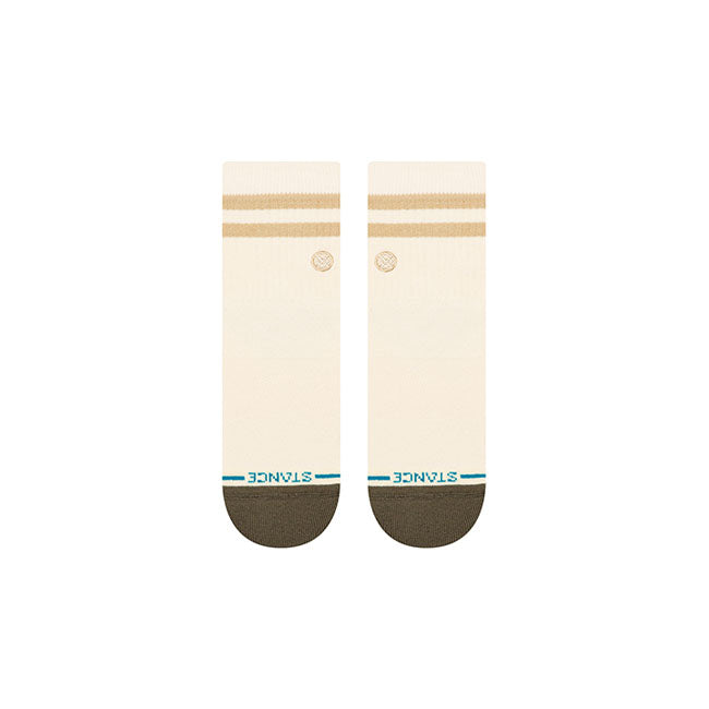 Stance is an American sock brand that has taken the sock concept to a completely new level. With their expressive prints and designs they live up to their slogan ''The Uncommon Thread'' all too well. A classic sock height that hits the mid-point of your lower leg. Features moderate cushioning throughout the sock for a secure fit with enhanced impact protection; combed cotton blend; deep heel pockets complement your arch with that feel-good fit and seamless toe closure for an anti-friction finish your feet w