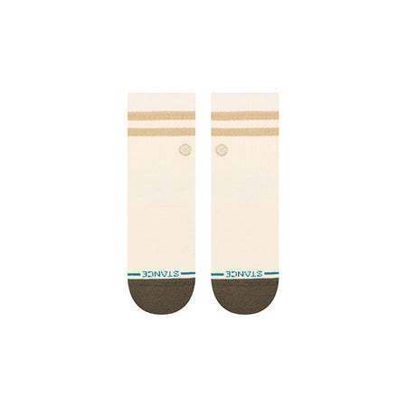 Stance is an American sock brand that has taken the sock concept to a completely new level. With their expressive prints and designs they live up to their slogan ''The Uncommon Thread'' all too well. A classic sock height that hits the mid-point of your lower leg. Features moderate cushioning throughout the sock for a secure fit with enhanced impact protection; combed cotton blend; deep heel pockets complement your arch with that feel-good fit and seamless toe closure for an anti-friction finish your feet w