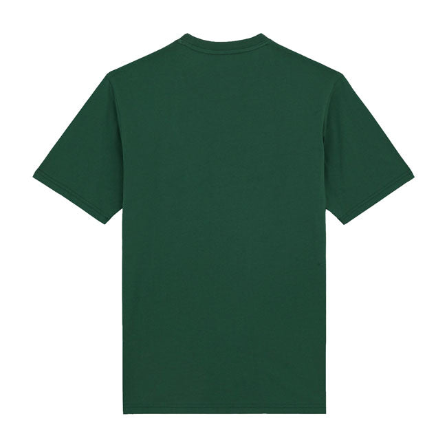 The Dickies Mapleton t-shirt is a regular fit crew neck t-shirt made of soft and breathable BCI certified cotton jersey featuring the iconic Dickies logo in small on the chest. Available in a wide selection of classic and seasonal colors. The classic staple cotton T-shirt made for everyday wear.