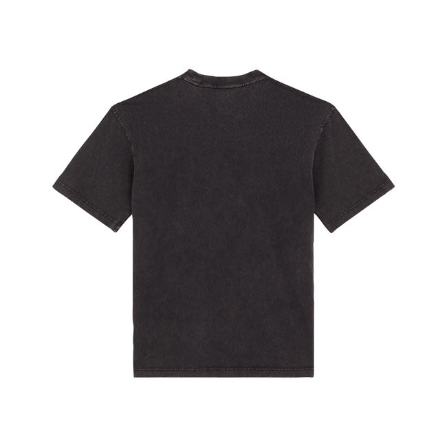 The Dickies Plentywood wash t-shirt is a regular fit t-shirt. The classic crewneck t-shirt; featuring the seasonal Dickies logo. Made with 100% BCI certified cotton with a double-dyed acid wash treatment. An authentic staple designed to be comfortable and durable.