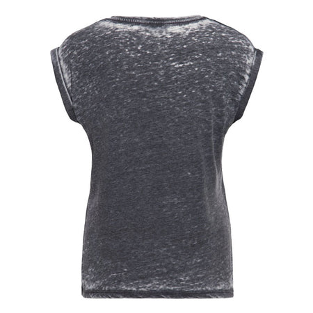 Queen Kerosin rules and with this t-shirt; you''ll rule right along with her! This sleeveless t-shirt with the confident statement "Queen of Fucking Everything" brings a full dose of attitude to your style. The enzyme wash creates a signature vintage vibe; and the lightweight fabric blend feels pleasantly soft. Whether at the workbench; in everyday life; or on the stage of life: this shirt is loud; uncompromising; and 100% Queen Kerosin.