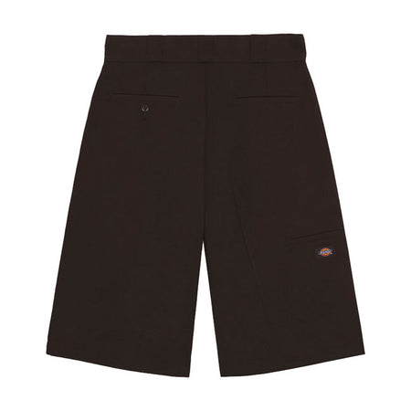 The 13 Inch Multi Pocket short is an authentic and relaxed workwear short that ends below the knee and sits higher on the waist. Featuring a handy multi-use pocket on the leg; and constructed with our signature recycled BCI certified poly-cotton blend 66 Cloth with stain release technology. Available this season in a wide selection of fade resistant colours. Our authentic work inspired shorts designed with comfort and durability in mind.Materials: 66 CLOTH; 65% RECYCLED POLYESTER; 35% BCI COTTON; 278 GSM.