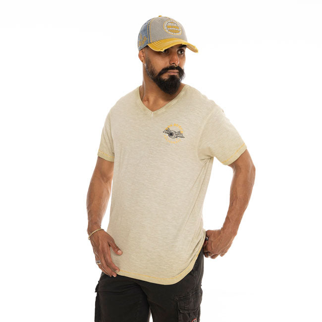 Von Dutch is an American fashion brand posthumously named after Kenny Howard; a.k.a. "Von Dutch"; an American motorcycle mechanic; artist and pinstriper. We have some nice shirts; sweats; hoodies; t-shirts and caps in our collection. All produced of cotton or a mix of cotton and elastane. So make up your mind and choose or just buy them all! Material: 100 % cotton.