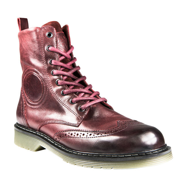 The John Doe Sixty Budapest is an elegant leather boot that does not compromise on safety. The design features ankle; heel and forefoot reinforcement for the necessary protection. The water barrier on the tongue helps keep water from washing into the boot; a zipper on the side adds convenience and comfort. Sixty Black Budapest boot is equipped with an oil-resistant; vibration-absorbing non-slip sole and sports the typical Budapest brogue design. CE certification: EN 13634:2017 Vintage cowhide leather  Wa