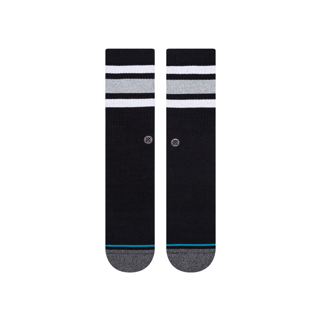 Stance is an American sock brand that has taken the sock concept to a completely new level. With their expressive prints and designs they live up to their slogan ''The Uncommon Thread'' all too well. A classic sock height that hits the mid-point of your lower leg. Features moderate cushioning throughout the sock for a secure fit with enhanced impact protection; combed cotton blend; deep heel pockets complement your arch with that feel-good fit and seamless toe closure for an anti-friction finish your feet w