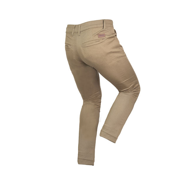 By City Docks II pants made of durable cotton fabric with core yarn technology for added strength. Designed a single layer unlined it has five practical outer pockets and secure YKKr zipper closure. In addition; interior are designed the insertion hip knee protectors providing safety comfort during activity. Removable foam "Flexishock" certified EN1621 1:2012 CE Level 2 and approved motorcycling EN17092 3:2020 AA.