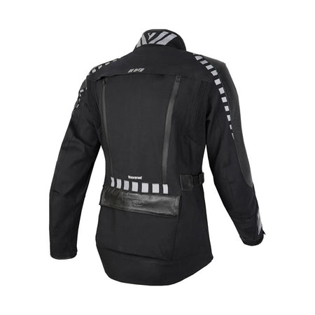 With the Emirates Man jacket of By City; no trail will be too difficult for you and your bike. Made of bi-stretch cordura for superior comfort but with the highest abrasion protection. It also features vents on the front and back and is waterproof; so neither heat nor rain will surprise you and there will be nothing to stop you on your journey. Features removable "Flexishock" protections on elbows and shoulders certified EN1621-1:2012 CE Level 2. Jacket is approved for motorbike CE EN17092-4:2018 Level A. E