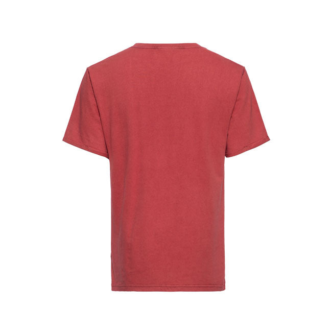 Discover the King Kerosin Unleash t-shirt with an exciting print that perfectly complements your casual look. The special washing process creates a unique vintage charm and gives this shirt its special character. With a close-fitting round neck collar; which is finished with a fine ribbed cuff; it offers a comfortable fit. The sleeves are designed with a fixed turn-up; which gives the shirt a fashionable touch. The longer cut is ideal for stylishly tucking it into your favorite jeans or workwear pants. Made