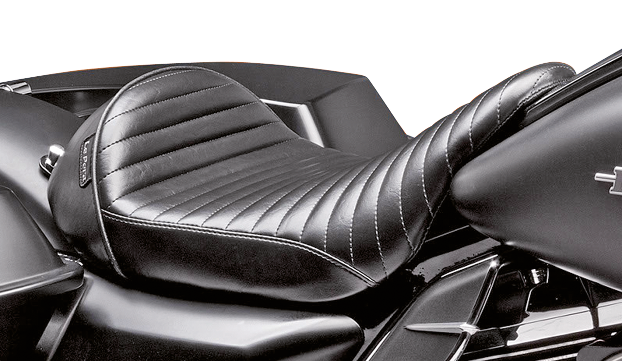 LE PERA STUBS CAFÉ FOR TOURING