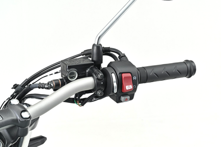 UNIVERSAL ON/OFF HANDLEBAR SWITCH